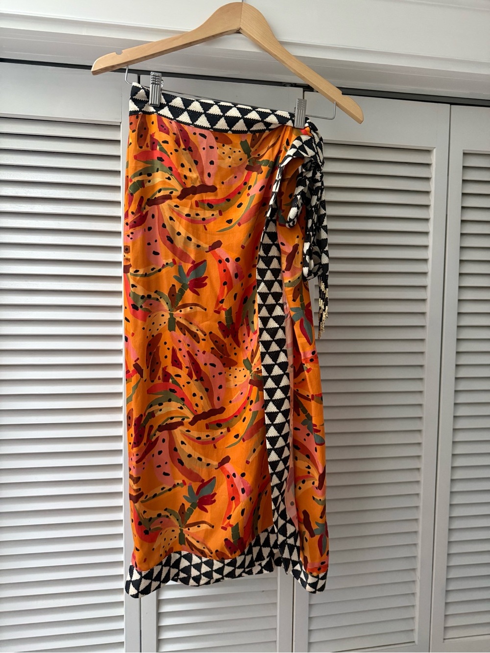 Farm Rio x Anthropologie Banana Print Yellow Tropical Wrap Skirt - Picture 3 of 8